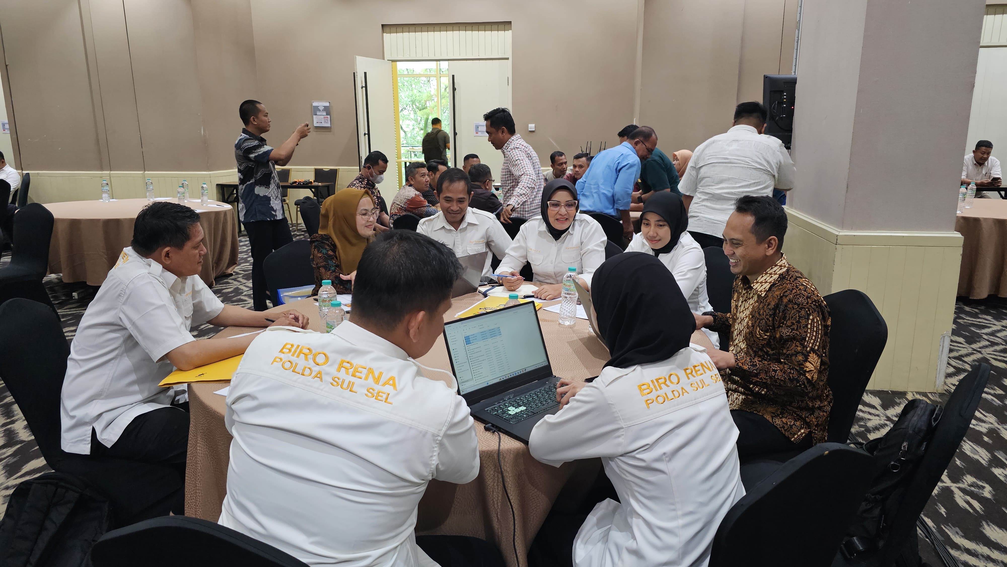BAG RENPROGAR BIRORENA POLDA SULSEL MELAKSANAKAN PENELITIAN RANCANGAN RKA SATKER PAGU INDIKATIF T.A. 2026.
